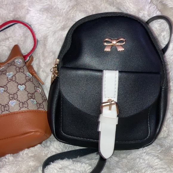 Cute mini BAGS 💜💚❤️ - Picture 15 of 17